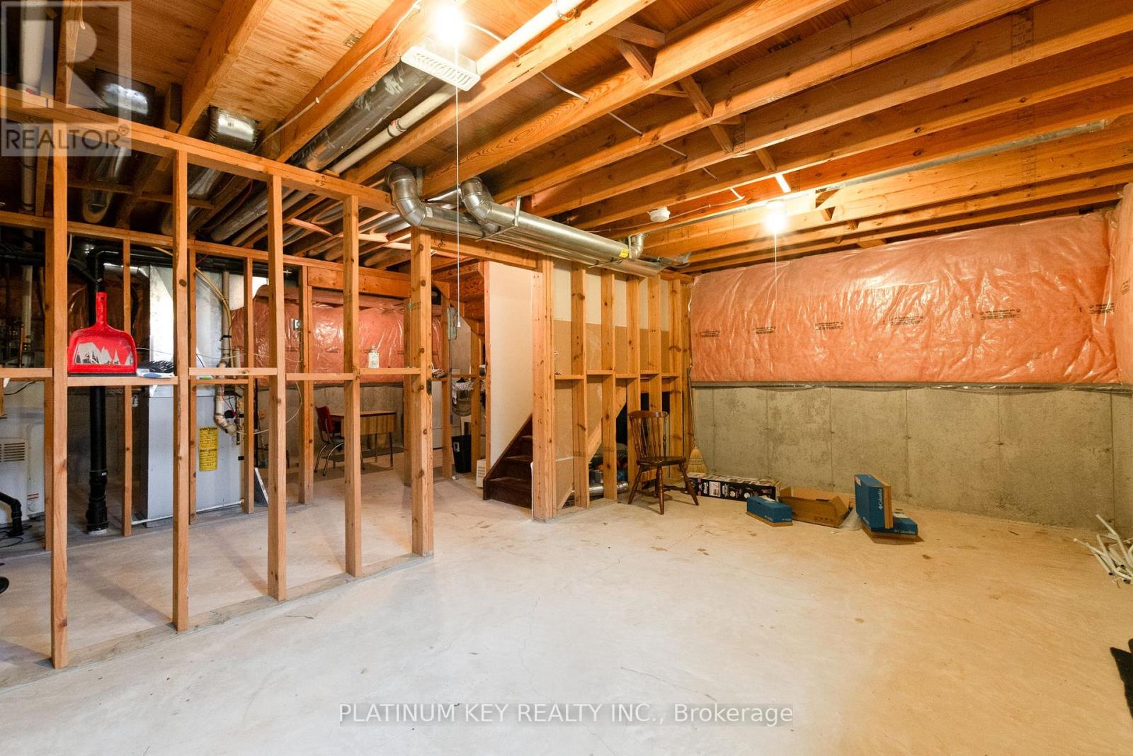 19 Katie Lane, Strathroy-Caradoc (Ne), Ontario  N7G 4E5 - Photo 24 - X12460634