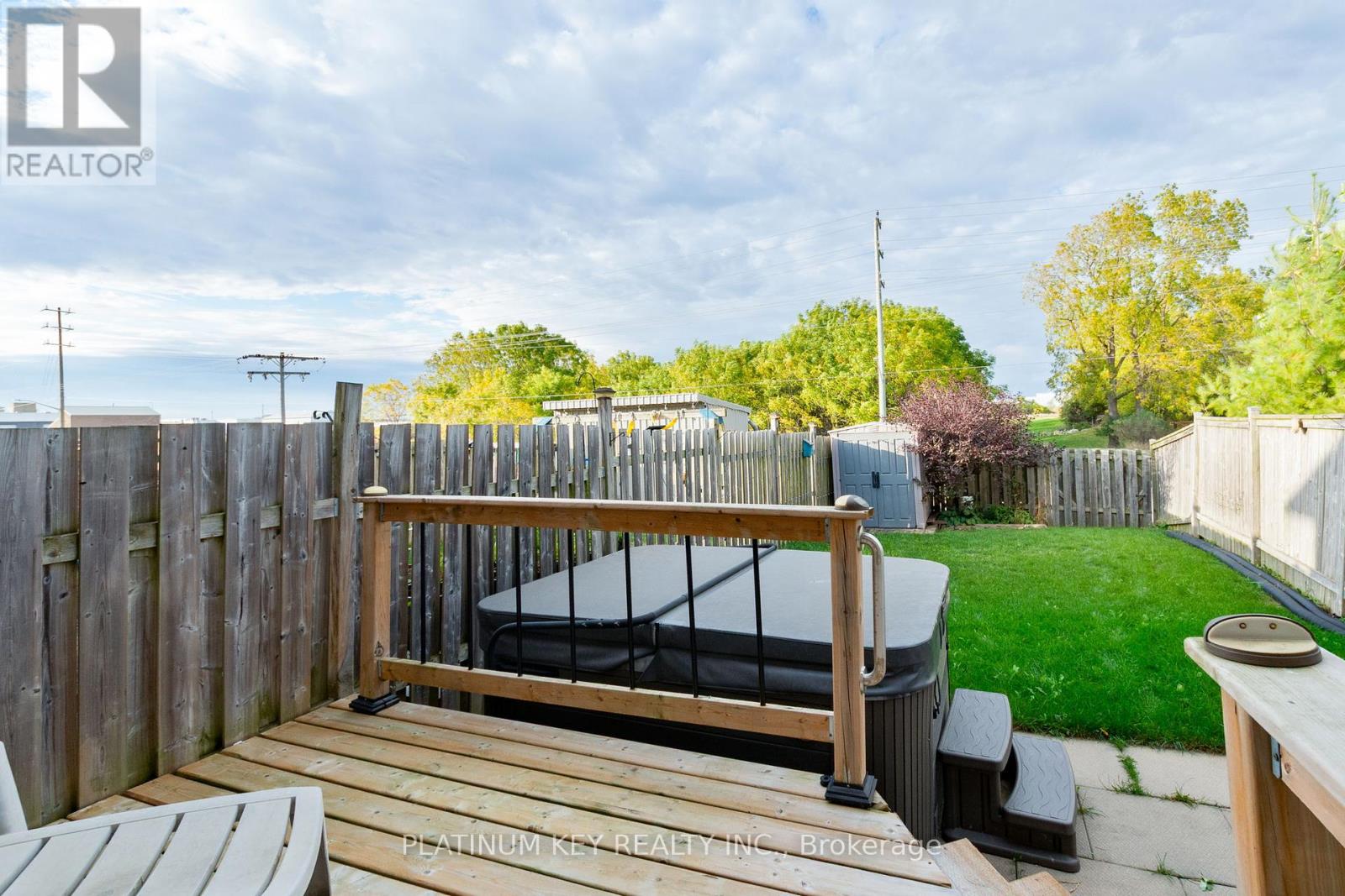 19 Katie Lane, Strathroy-Caradoc (Ne), Ontario  N7G 4E5 - Photo 26 - X12460634