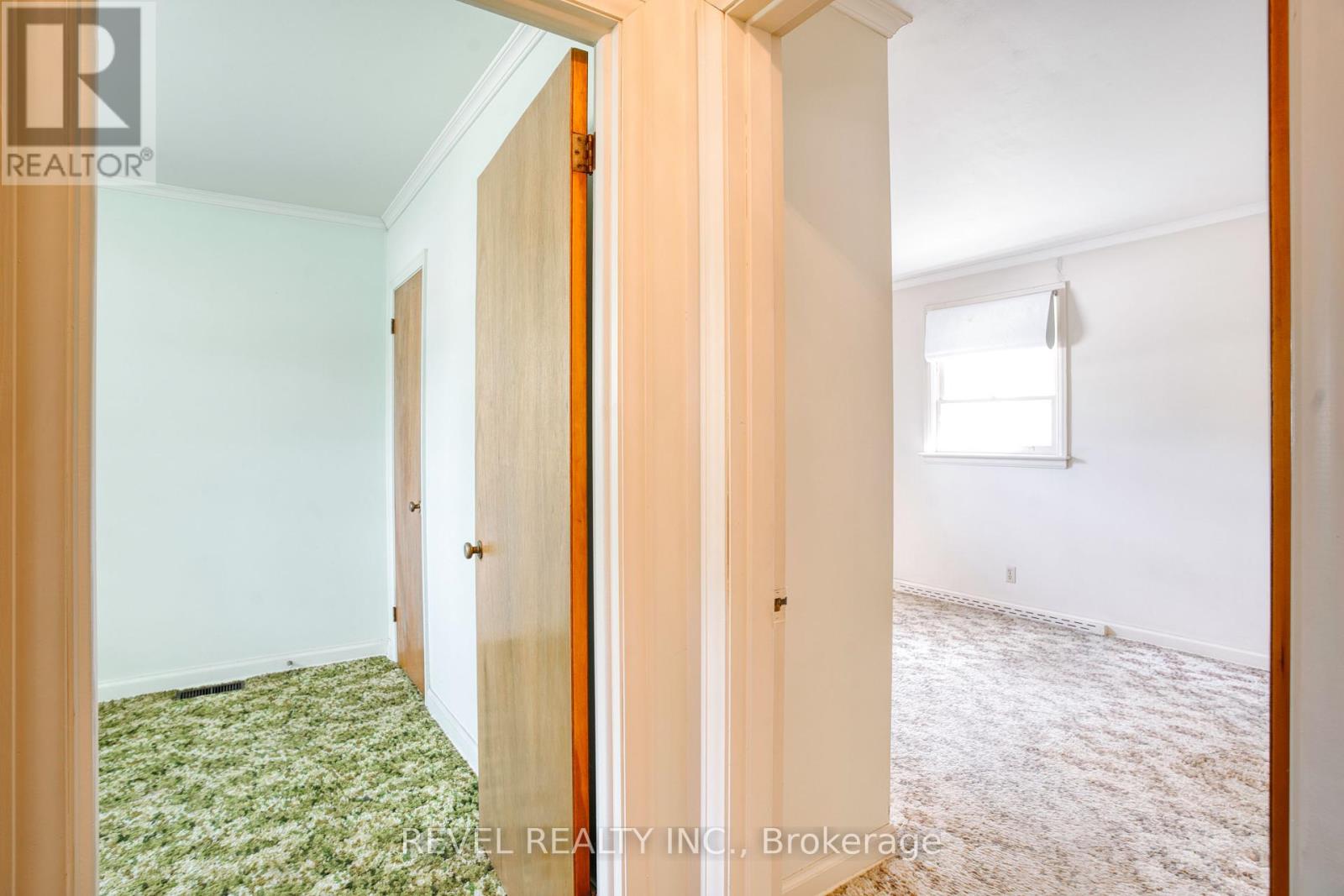 143 Oakside Street, London East, Ontario  N5Y 1E8 - Photo 22 - X12460665