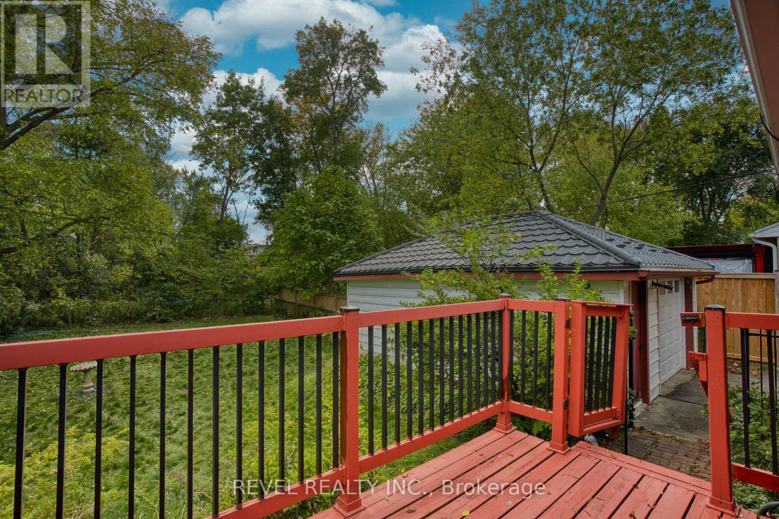 143 Oakside Street, London East, Ontario  N5Y 1E8 - Photo 7 - X12460665