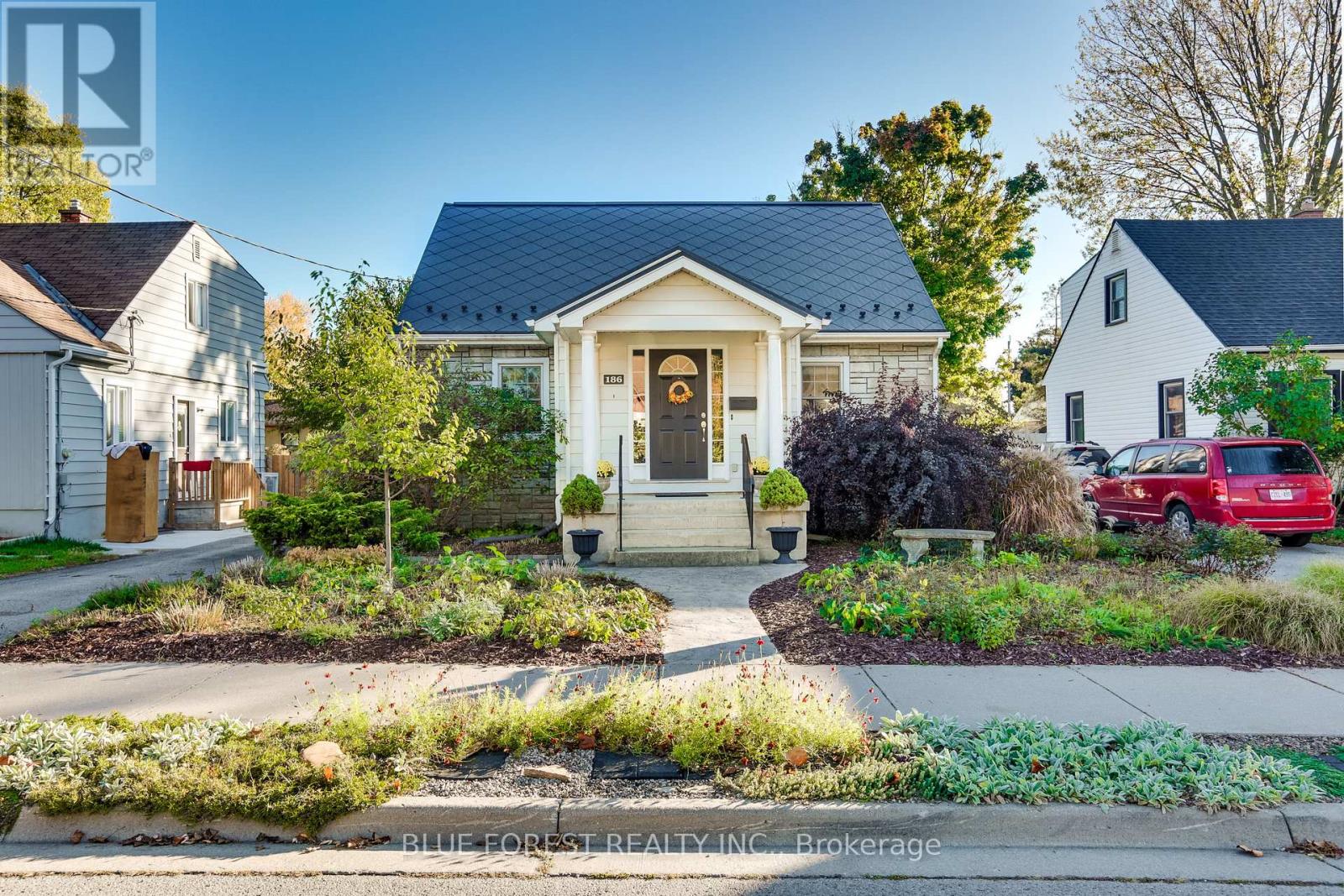 186 GAMMAGE STREET, London East, Ontario