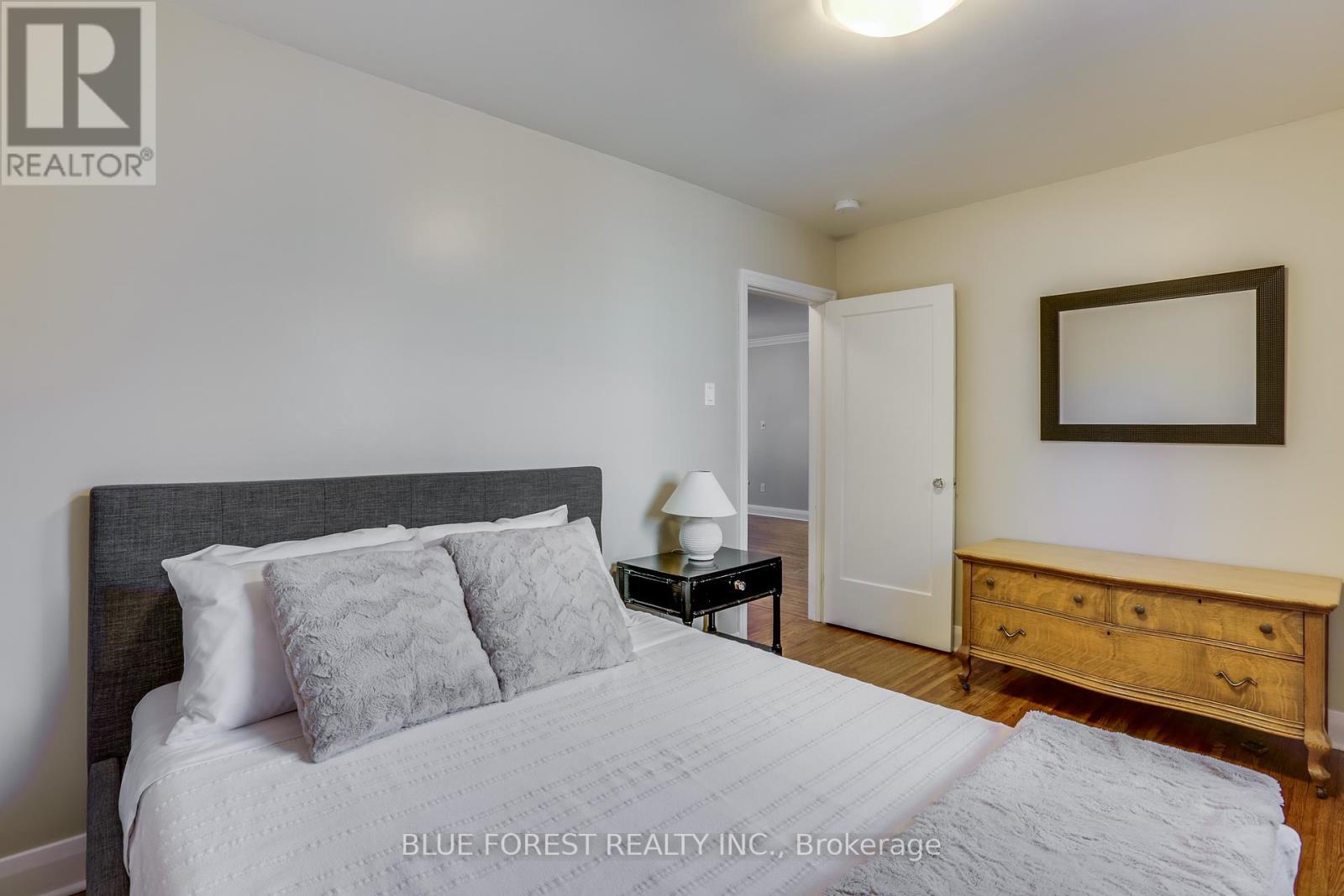 186 Gammage Street, London East, Ontario  N5Y 2B3 - Photo 19 - X12460712
