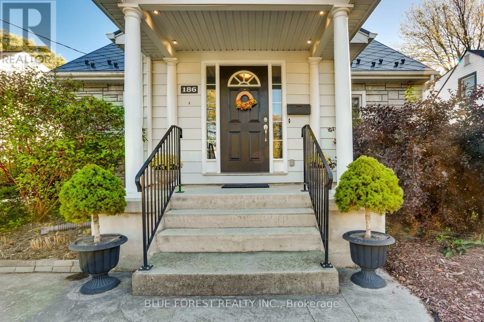 186 Gammage Street, London East, Ontario  N5Y 2B3 - Photo 2 - X12460712