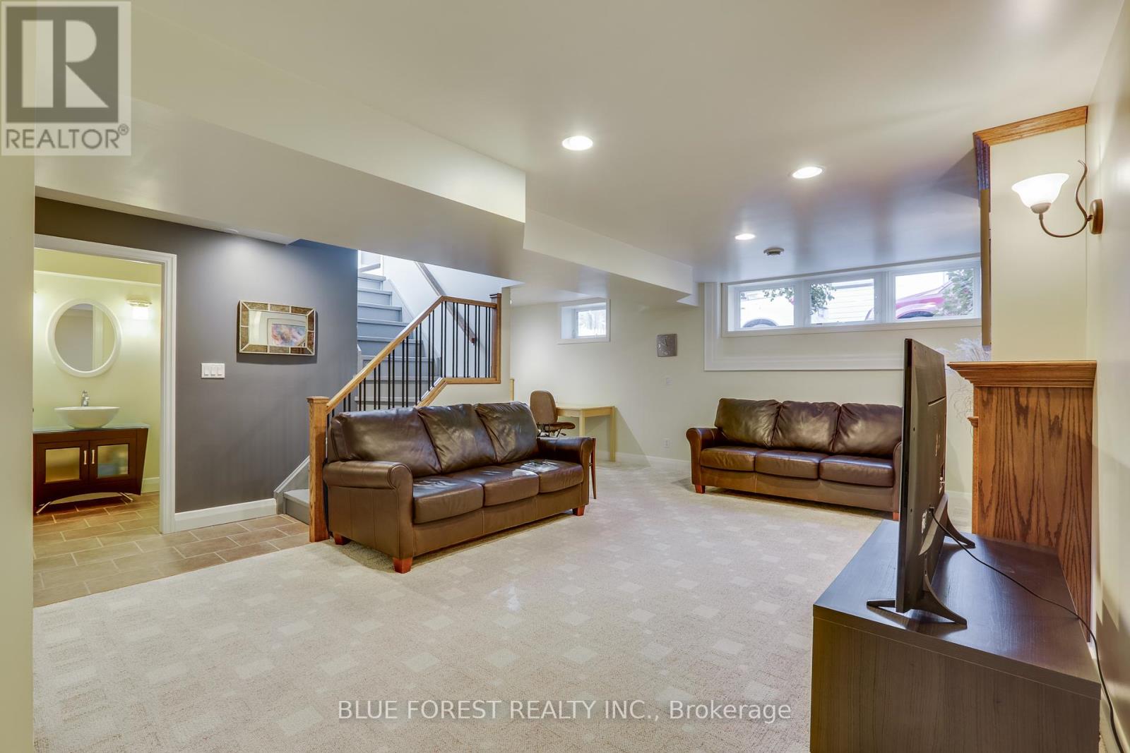 186 Gammage Street, London East, Ontario  N5Y 2B3 - Photo 29 - X12460712