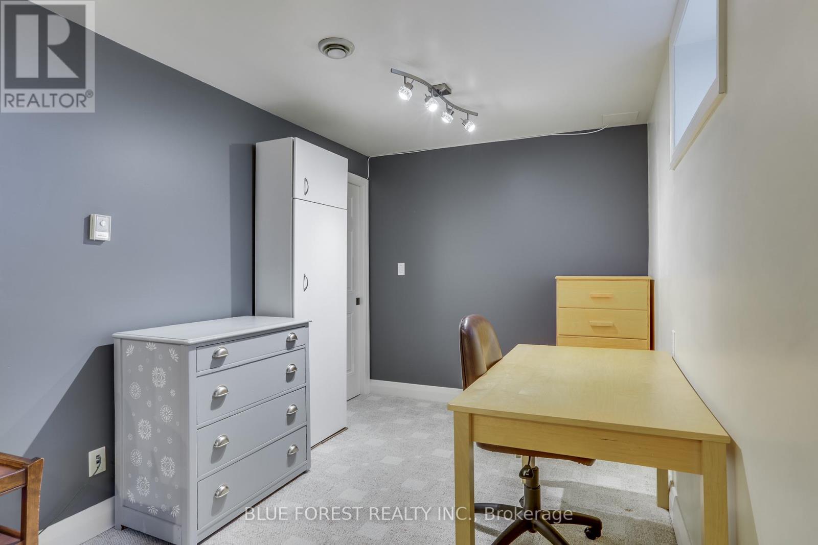 186 Gammage Street, London East, Ontario  N5Y 2B3 - Photo 32 - X12460712