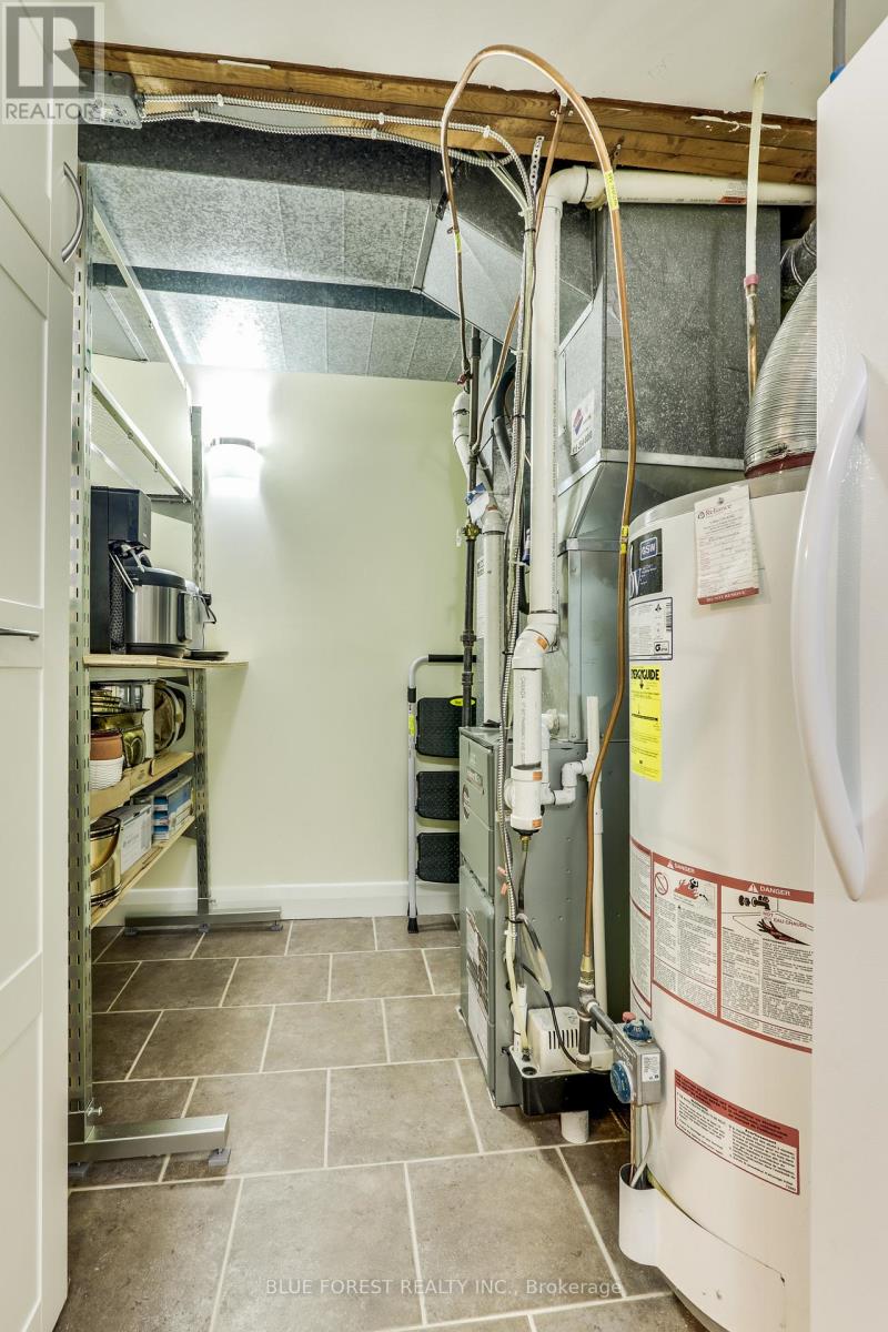 186 Gammage Street, London East, Ontario  N5Y 2B3 - Photo 39 - X12460712