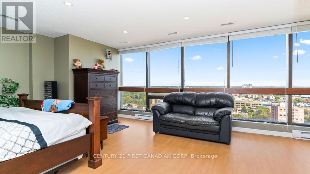 2207 - 389 Dundas Street, London East, Ontario  N6B 3L5 - Photo 15 - X12460723