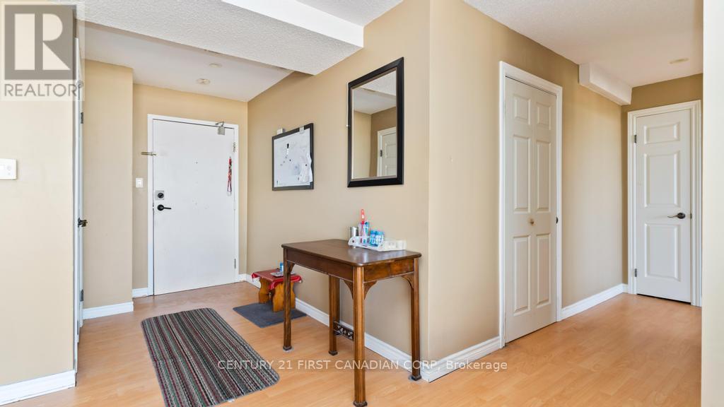 2207 - 389 Dundas Street, London East, Ontario  N6B 3L5 - Photo 6 - X12460723