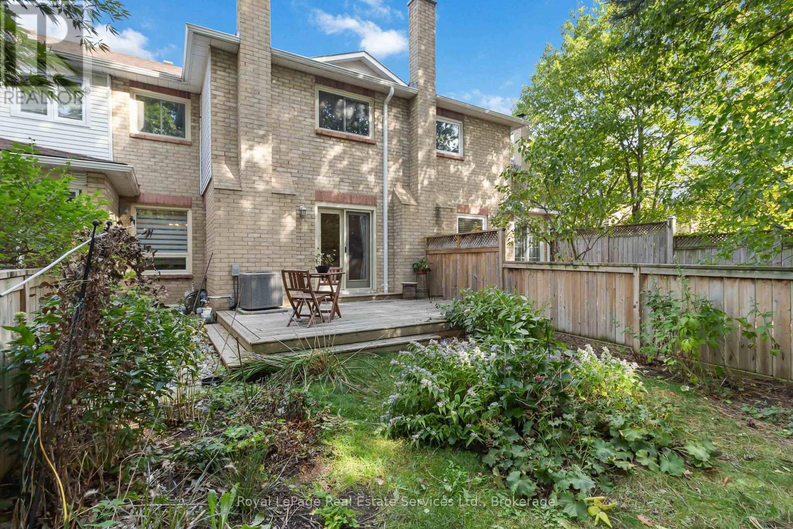 1236 Mccraney Street E, Oakville, Ontario  L6H 4S6 - Photo 36 - W12460591