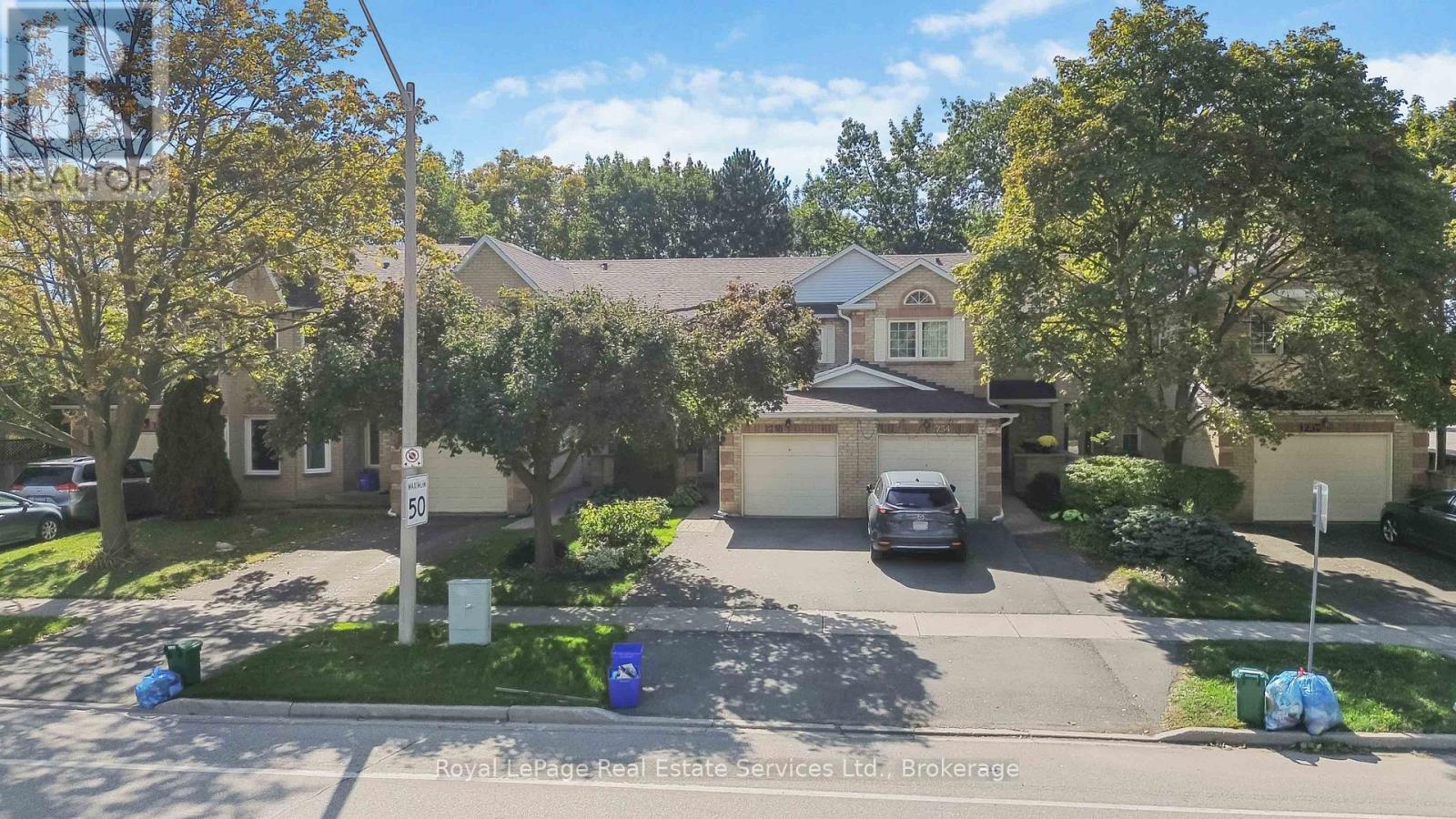 1236 Mccraney Street E, Oakville, Ontario  L6H 4S6 - Photo 41 - W12460591