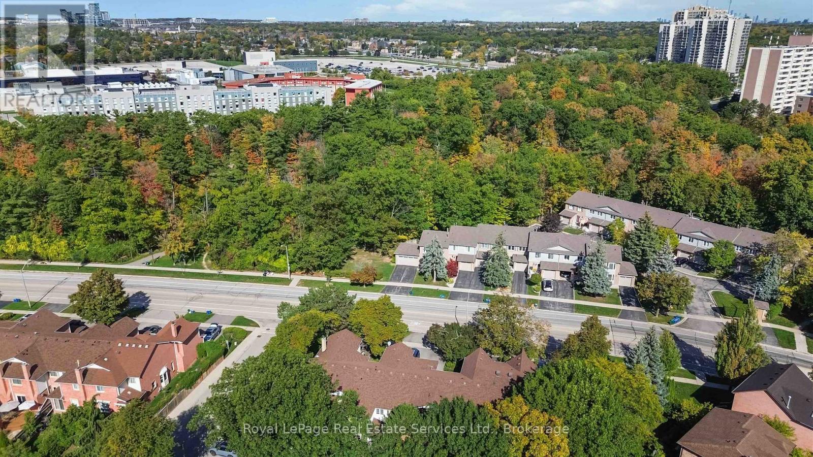 1236 Mccraney Street E, Oakville, Ontario  L6H 4S6 - Photo 46 - W12460591
