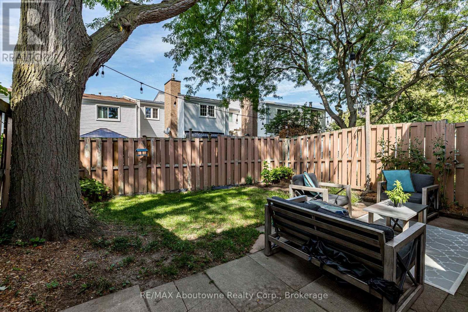 1443 Zante Court N, Mississauga, Ontario  L5J 4M4 - Photo 19 - W12460644