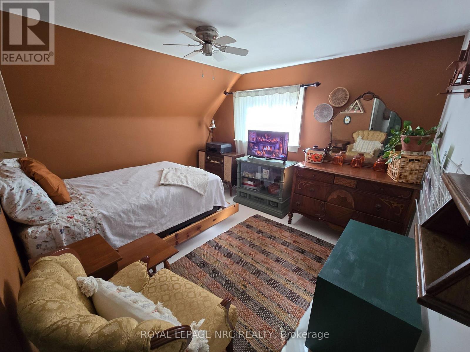 506 Southworth Street S, Welland, Ontario  L3B 1Z9 - Photo 11 - X12459660