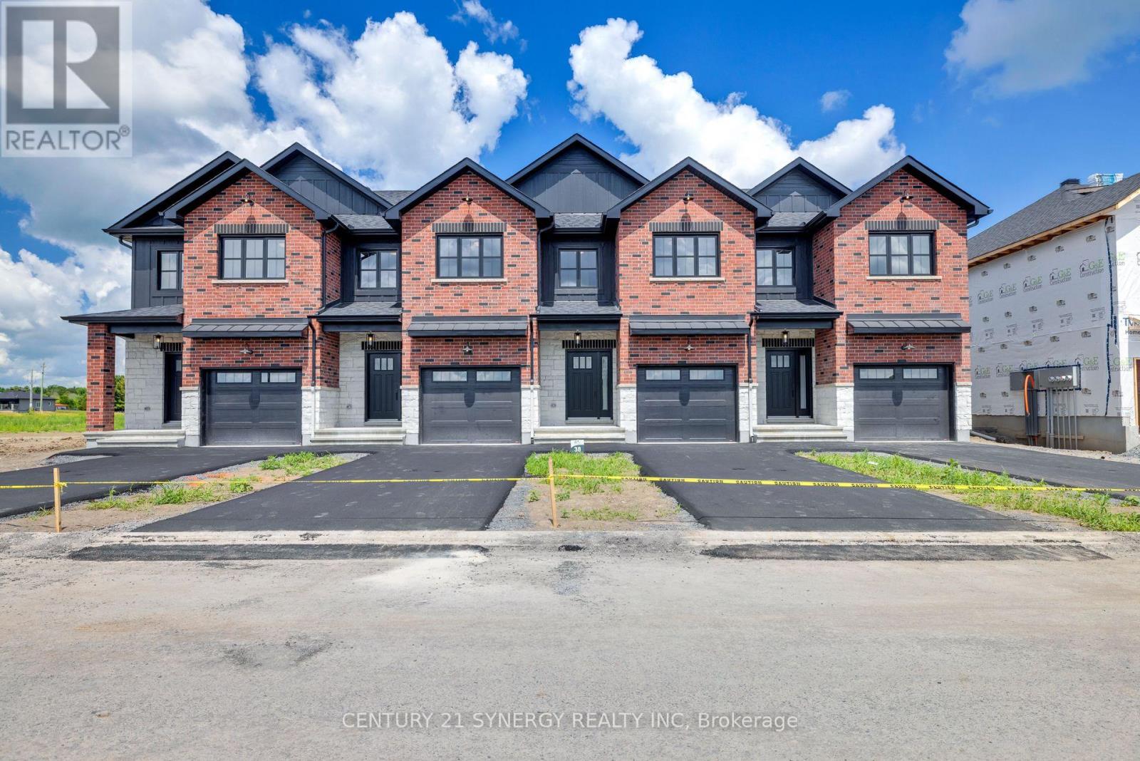 21 HELEN STREET, North Stormont, Ontario