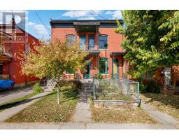 111 GUIGUES AVENUE, Ottawa, Ontario