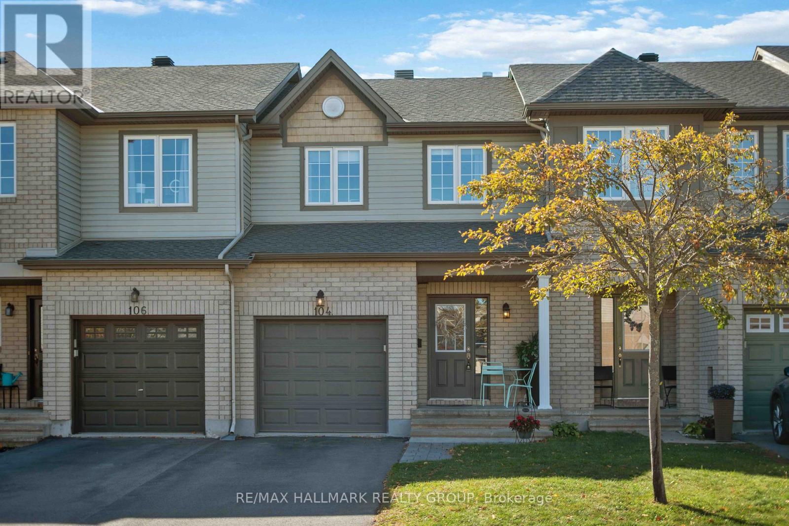 104 ESTERBROOK DRIVE, Ottawa, Ontario