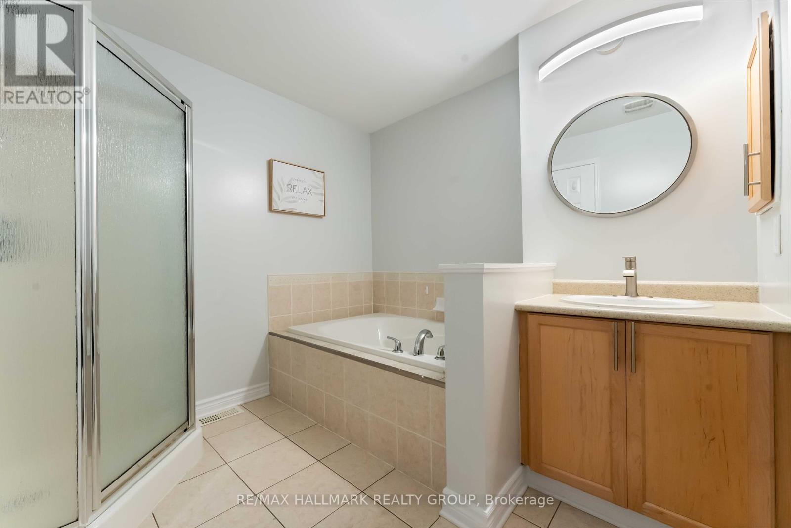 104 Esterbrook Drive, Ottawa, Ontario  K1W 0A9 - Photo 25 - X12460730