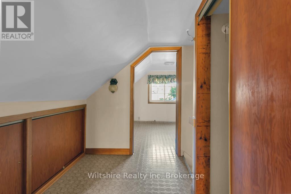 22 Adams Street, Norfolk, Ontario  N0J 1E0 - Photo 15 - X12460664