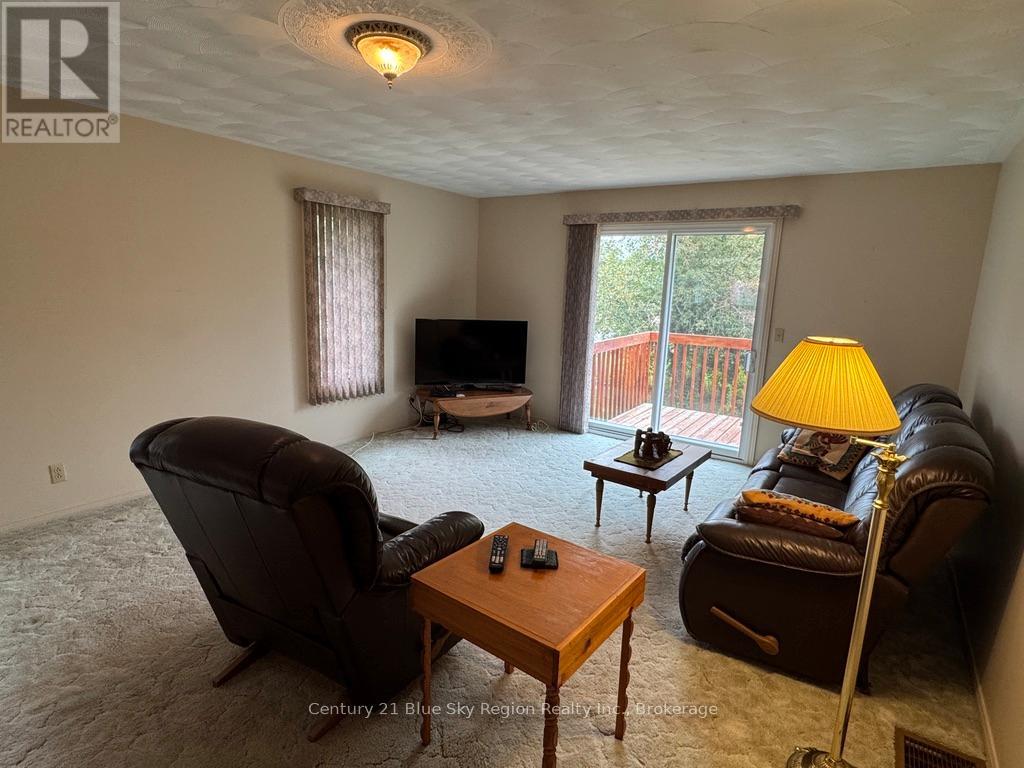 363 Main Street, Powassan, Ontario  P0H 0A4 - Photo 34 - X12460580