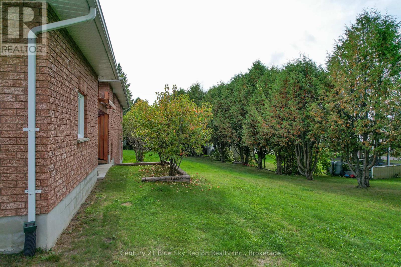 363 Main Street, Powassan, Ontario  P0H 0A4 - Photo 6 - X12460580