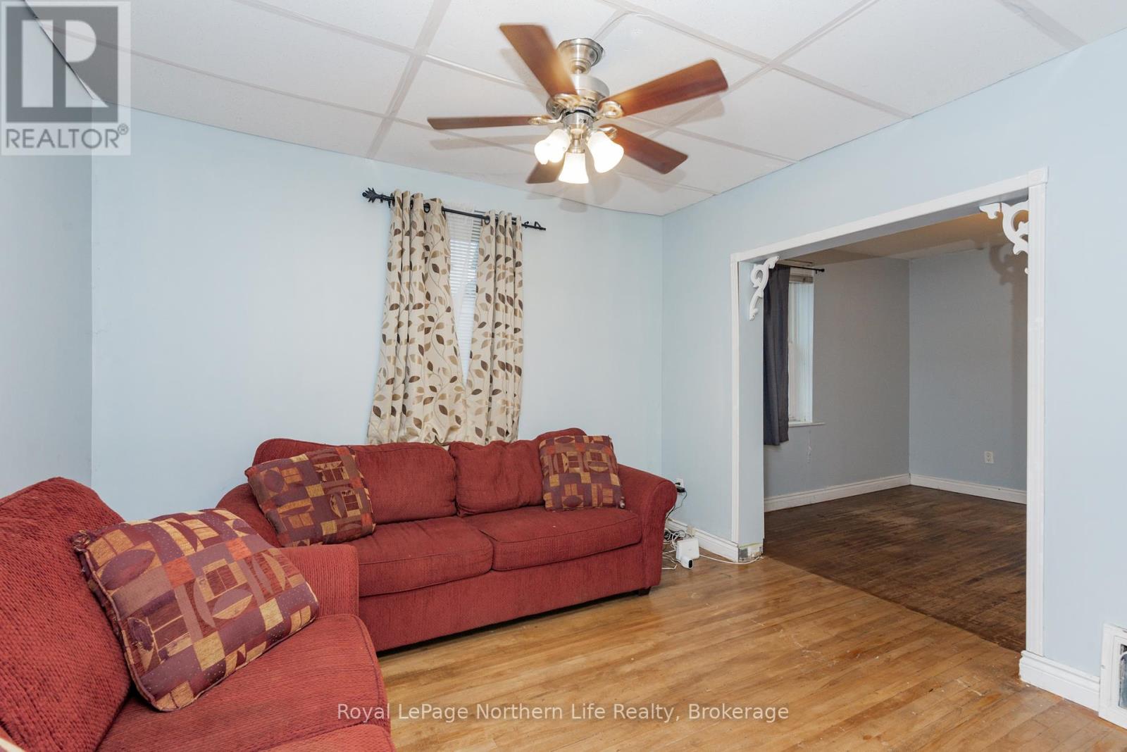 346 John Street, North Bay, Ontario  P1B 2M5 - Photo 5 - X12460711