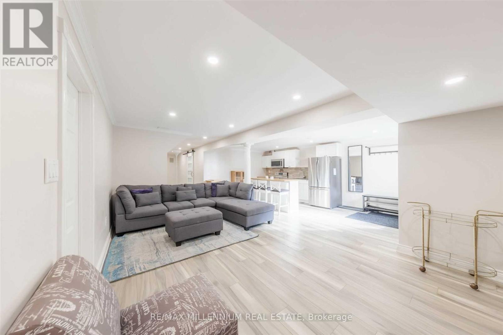 Lower - 101 Loma Vista Drive, Vaughan, Ontario  L4J 7S2 - Photo 14 - N12460497