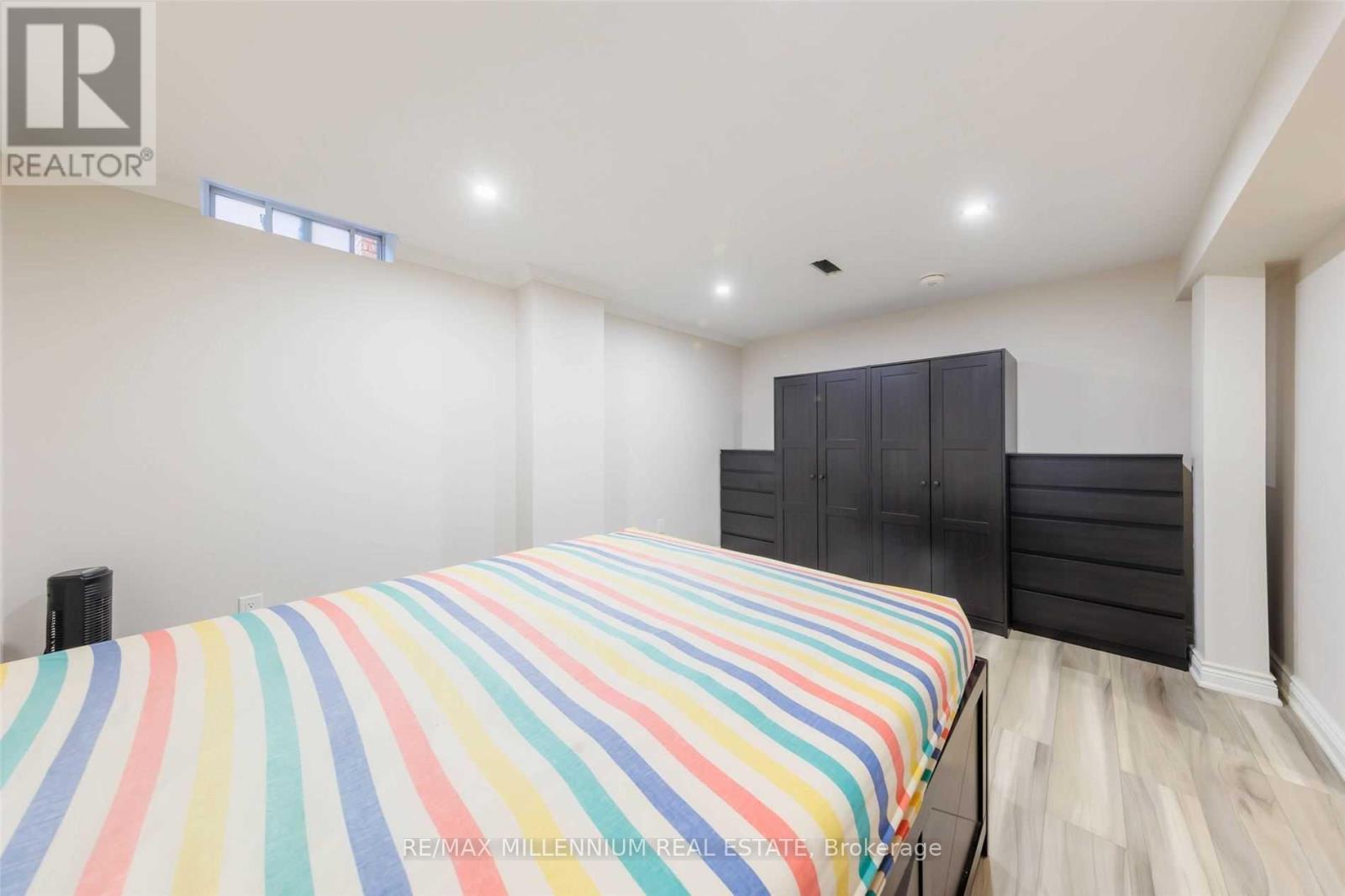 Lower - 101 Loma Vista Drive, Vaughan, Ontario  L4J 7S2 - Photo 16 - N12460497