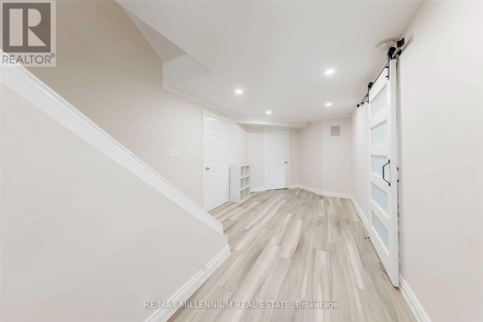 Lower - 101 Loma Vista Drive, Vaughan, Ontario  L4J 7S2 - Photo 18 - N12460497