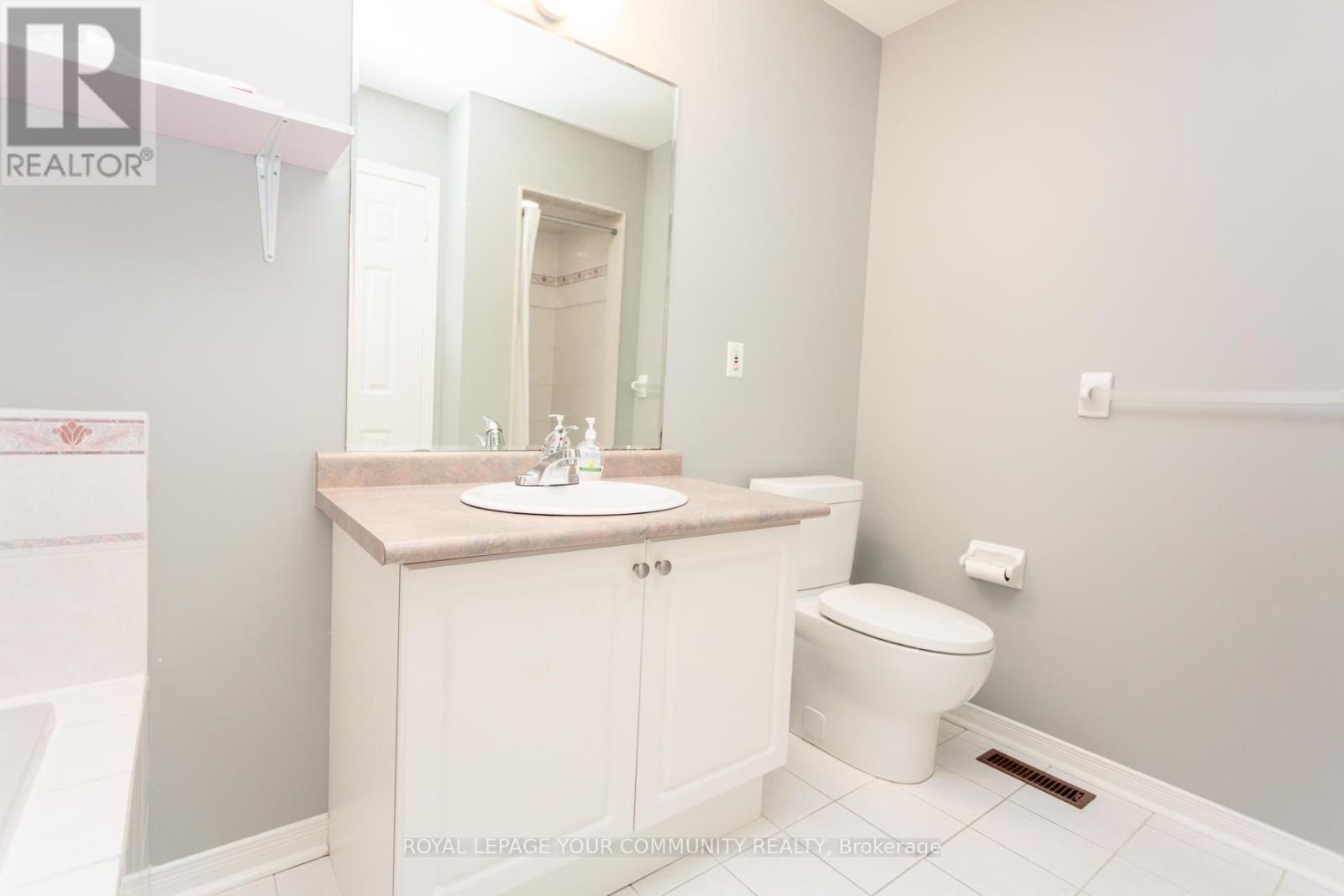291 Via Carmine Avenue, Vaughan, Ontario  L4H 2R4 - Photo 32 - N12460519