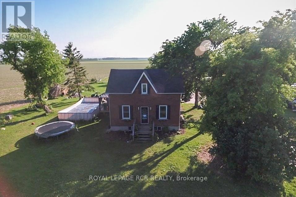 2606 Crossland Road, Springwater, Ontario  L0L 1P0 - Photo 5 - S12460485