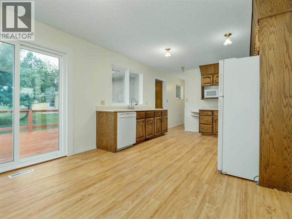 724 Florence Street, Pincher Creek, Alberta  T0K 1W0 - Photo 15 - A2241418