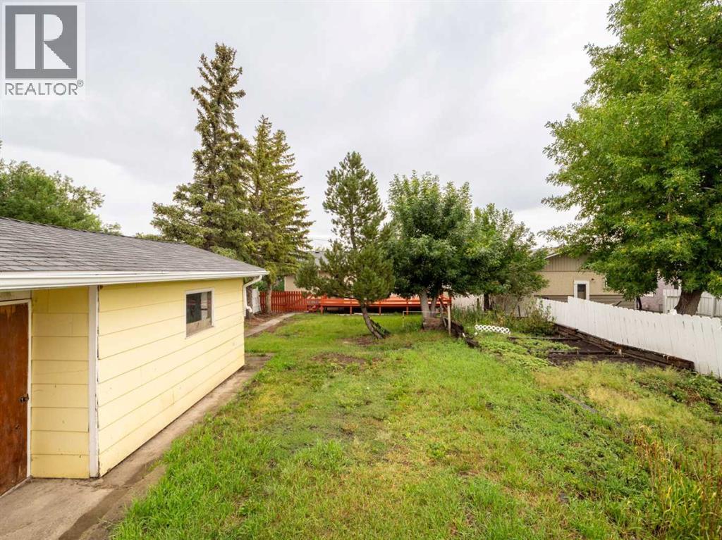 724 Florence Street, Pincher Creek, Alberta  T0K 1W0 - Photo 46 - A2241418