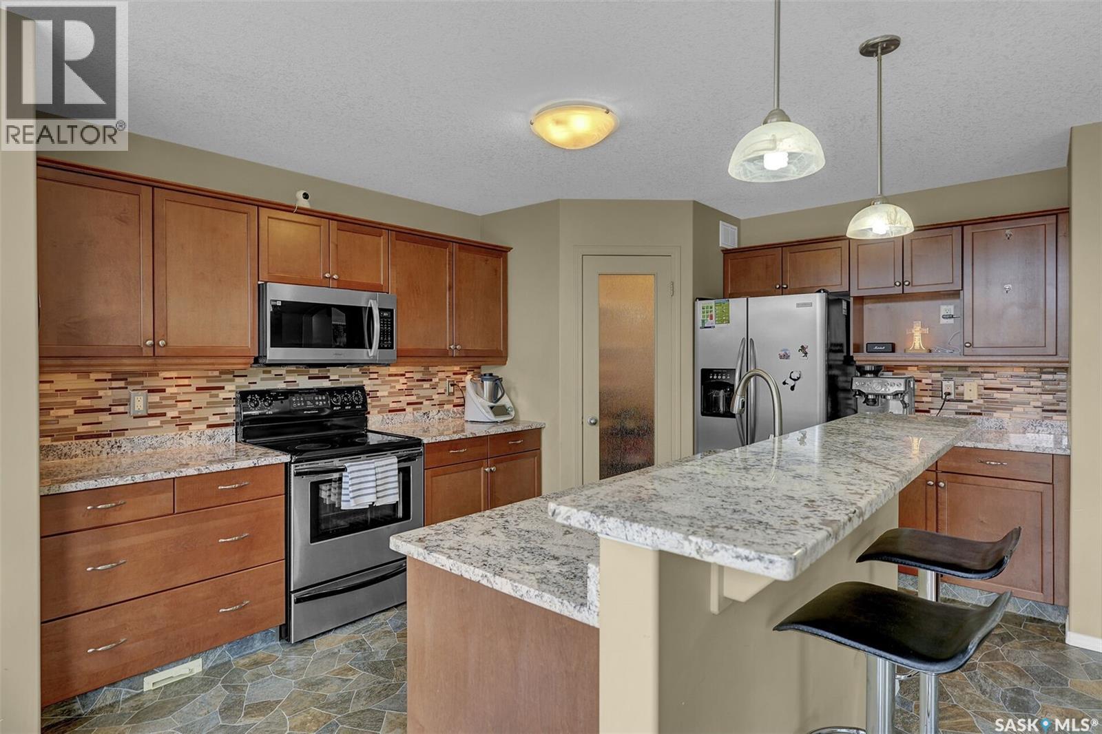 7206 Wascana Cove Way, Regina, Saskatchewan  S4V 3G2 - Photo 11 - SK017639