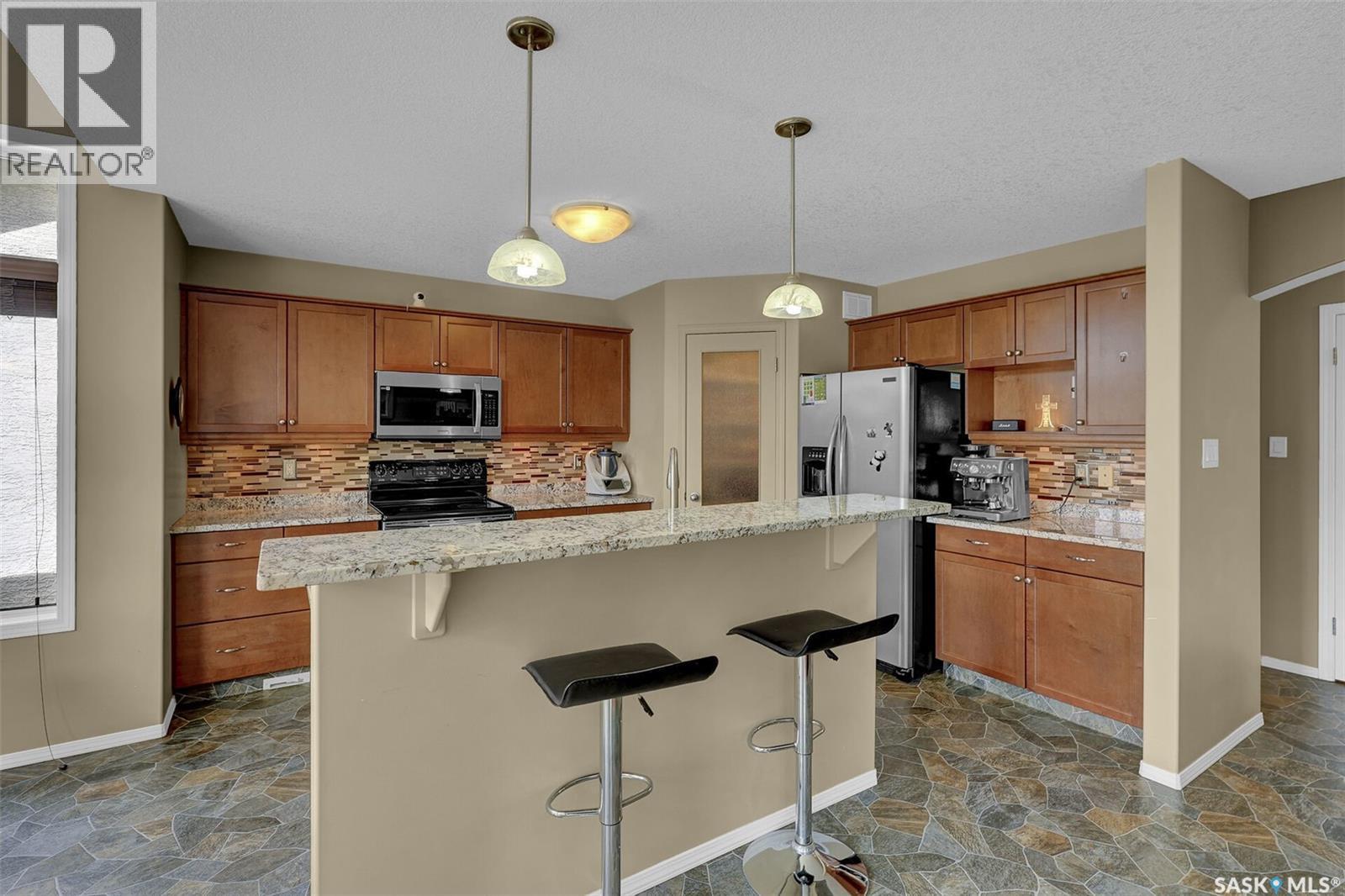 7206 Wascana Cove Way, Regina, Saskatchewan  S4V 3G2 - Photo 9 - SK017639