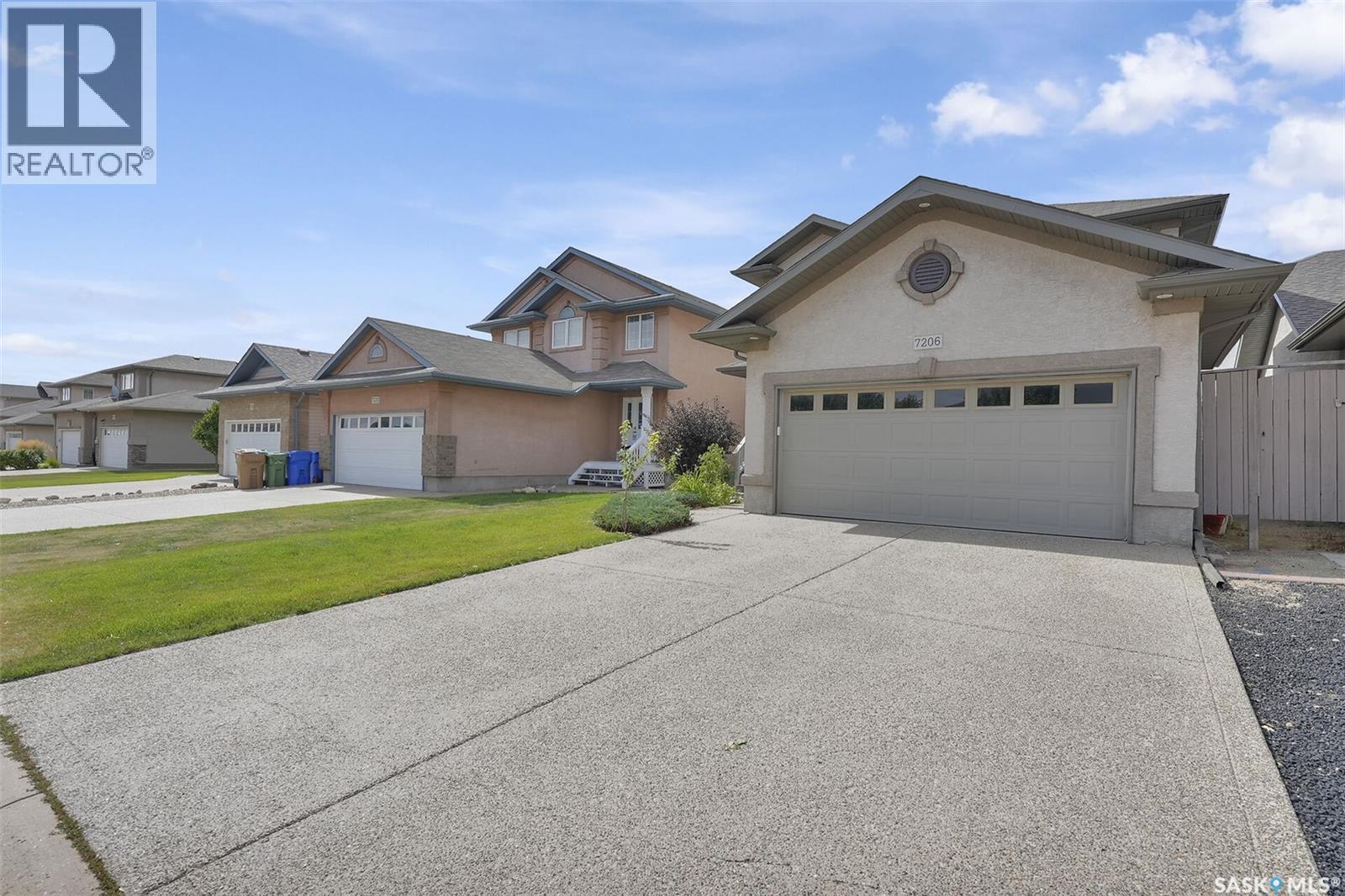 7206 Wascana Cove Way, Regina, Saskatchewan  S4V 3G2 - Photo 4 - SK017639