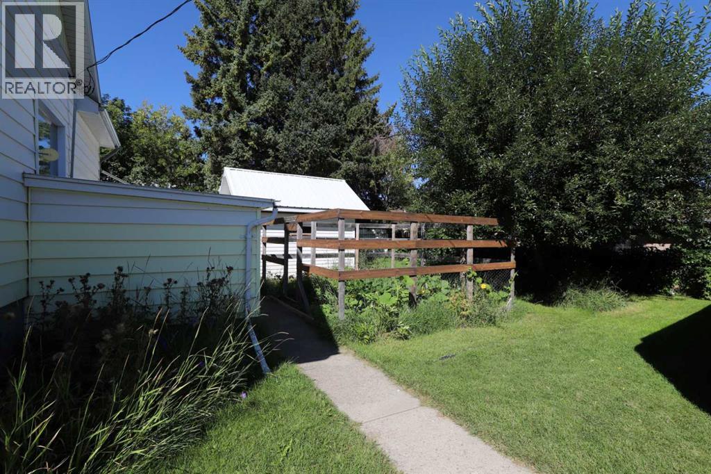 771 Mountain Street, Pincher Creek, Alberta  T0K 1W0 - Photo 23 - A2250920