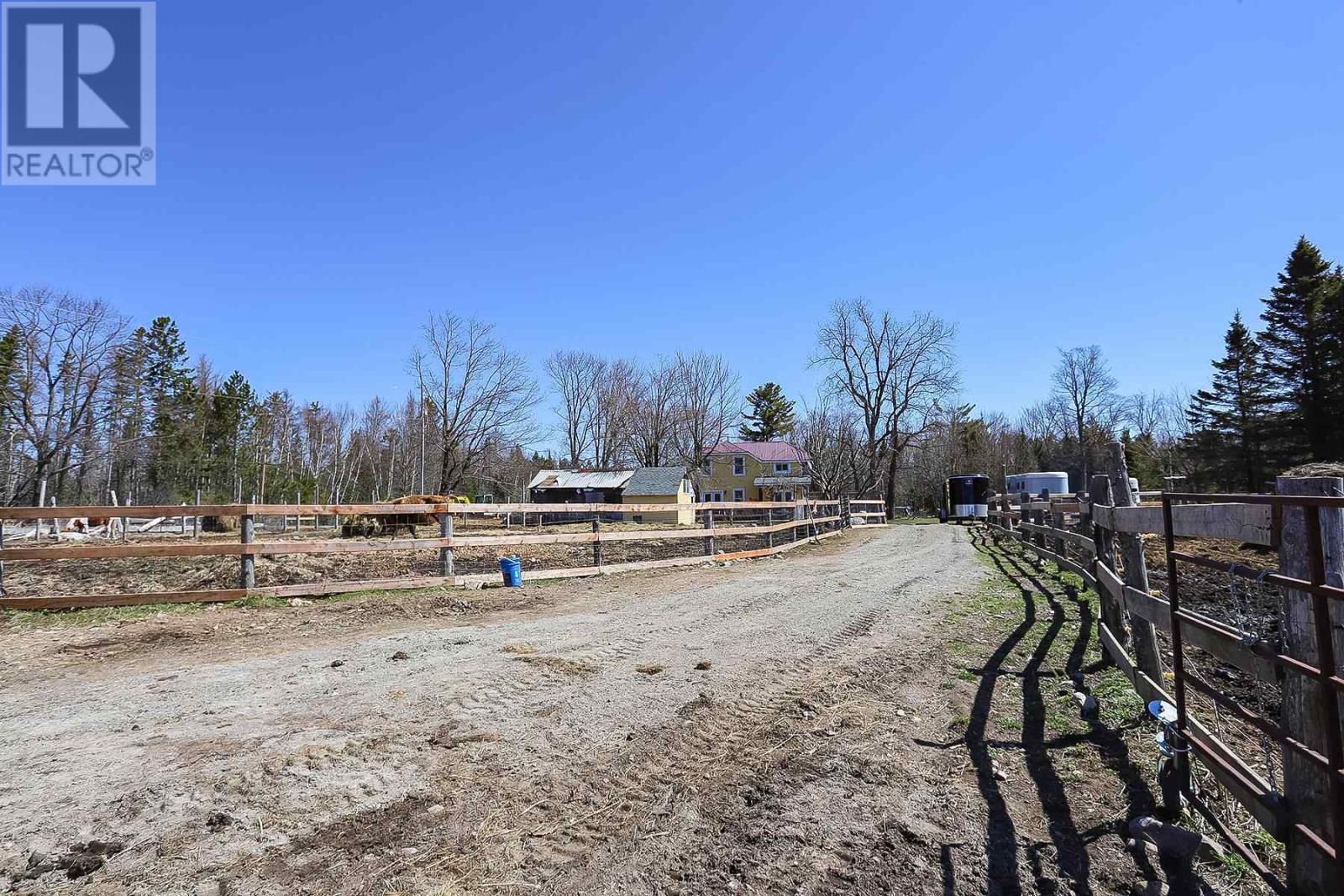 2521 U Line Rd, Hilton Beach, Ontario  P0R 1G0 - Photo 22 - SM250998