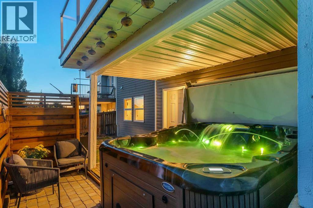 137 Heritage Bay, Cochrane, Alberta  T4C 0L5 - Photo 35 - A2263291