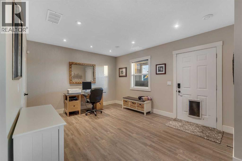 137 Heritage Bay, Cochrane, Alberta  T4C 0L5 - Photo 32 - A2263291