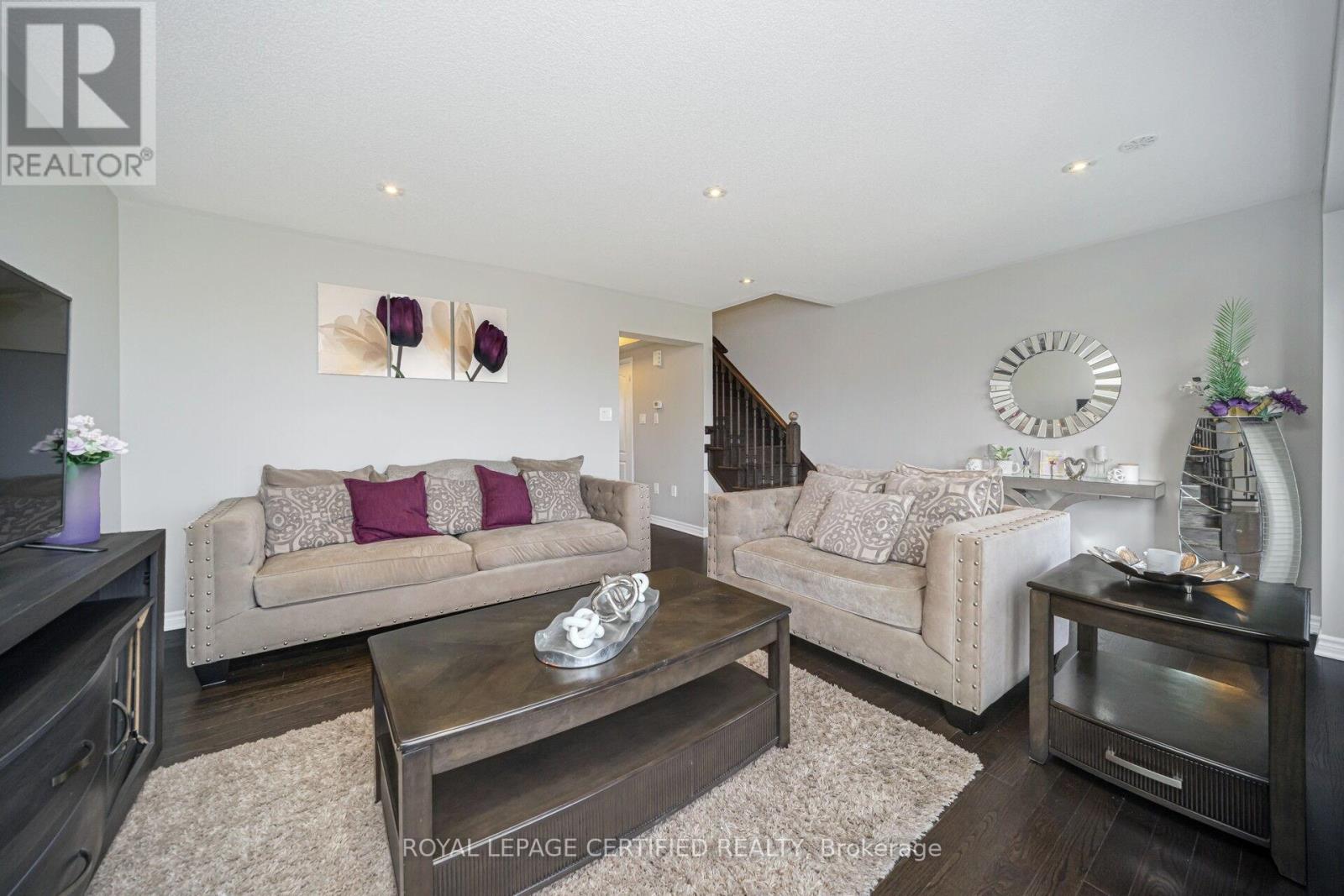 110 Bannister Crescent, Brampton, Ontario  L7A 0G2 - Photo 12 - W12459897