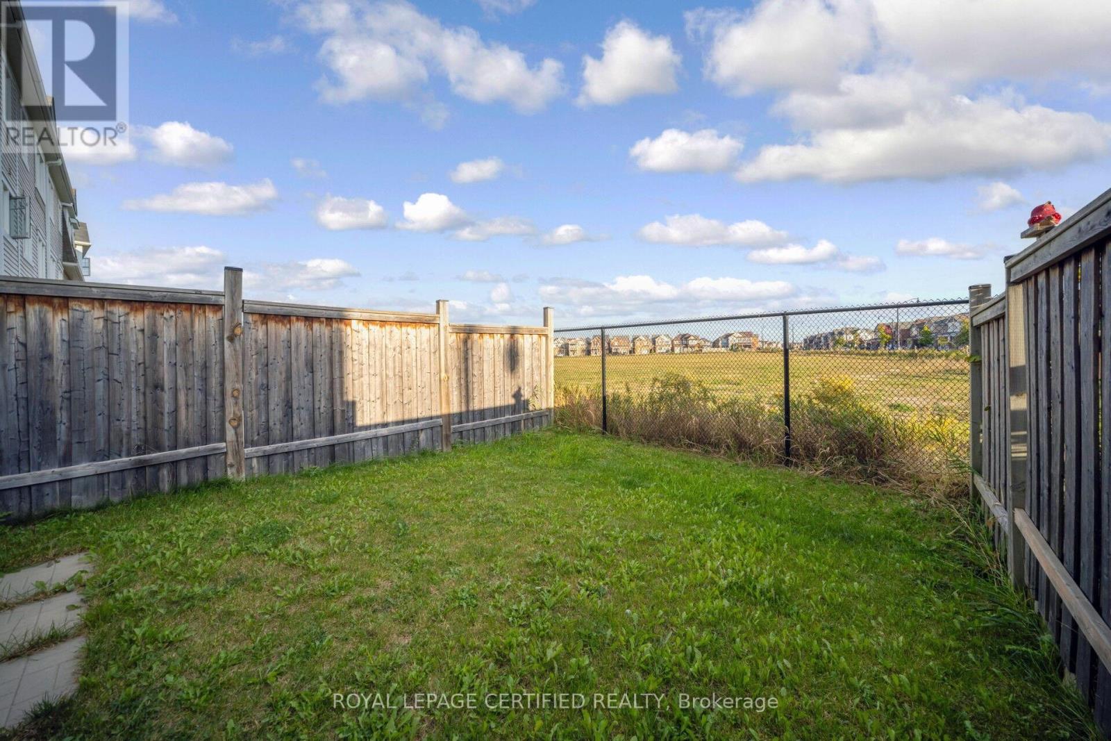 110 Bannister Crescent, Brampton, Ontario  L7A 0G2 - Photo 28 - W12459897