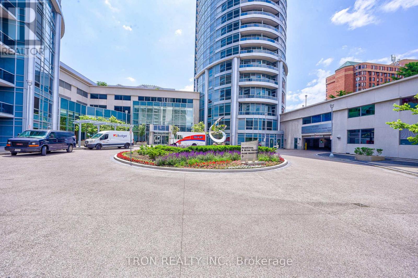 3102 - 125 Village Green Square, Toronto, Ontario  M1S 0G3 - Photo 2 - E12437907