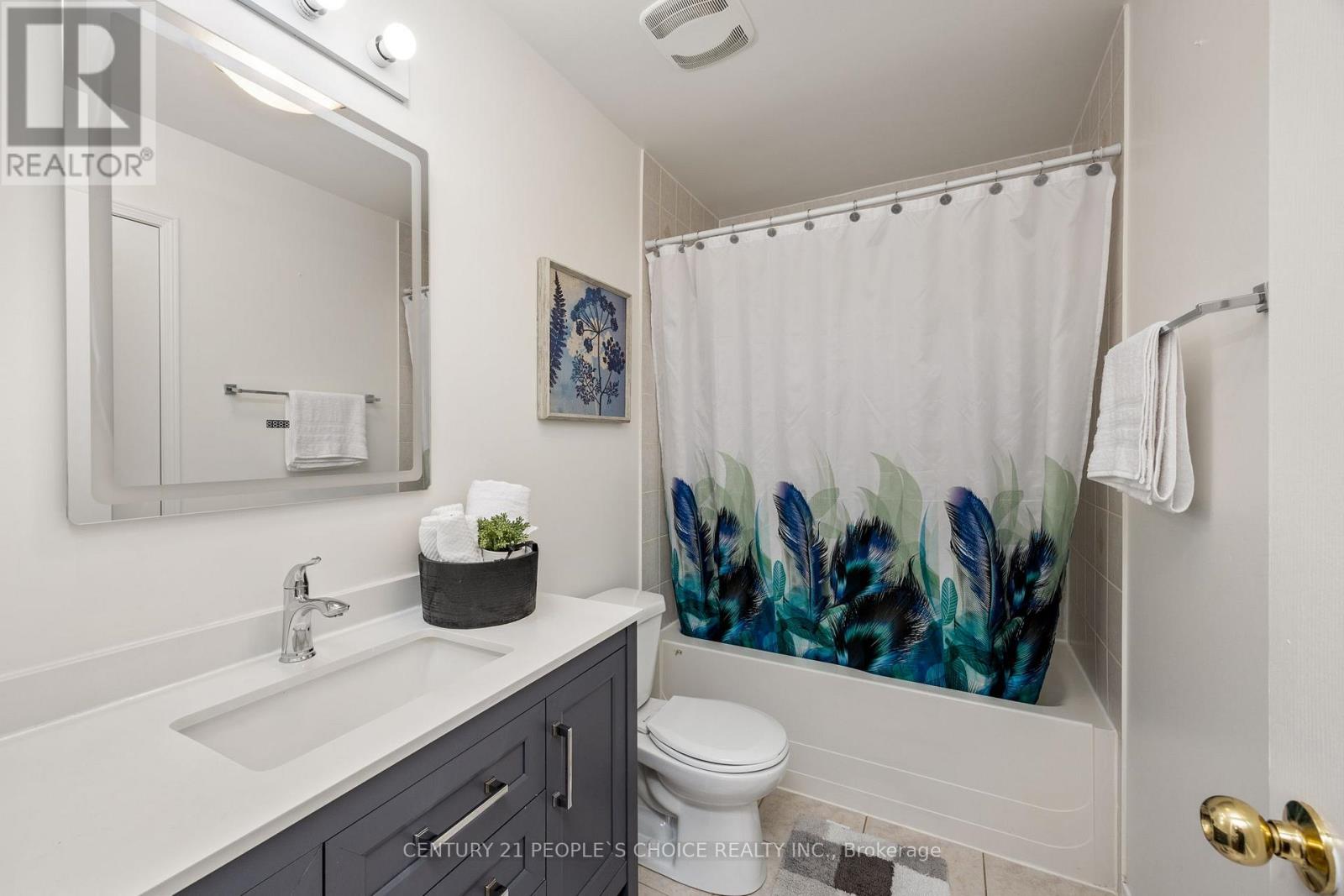 25 Trumpet Valley Boulevard, Brampton, Ontario  L7A 3P4 - Photo 21 - W12460491