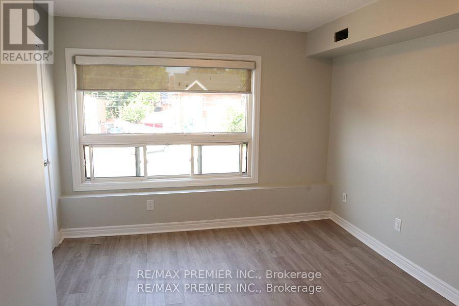 2 Flr - 1657 Weston Road, Toronto, Ontario  M9N 1V2 - Photo 4 - W12460495