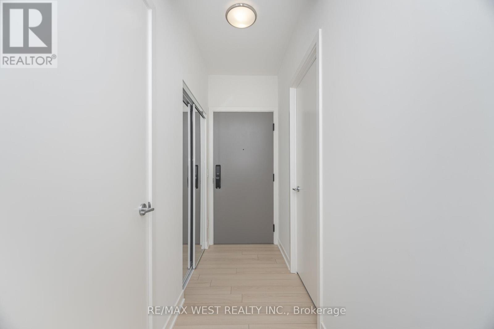 610 - 3079 Trafalgar Road, Oakville, Ontario  L6H 8C5 - Photo 6 - W12460516
