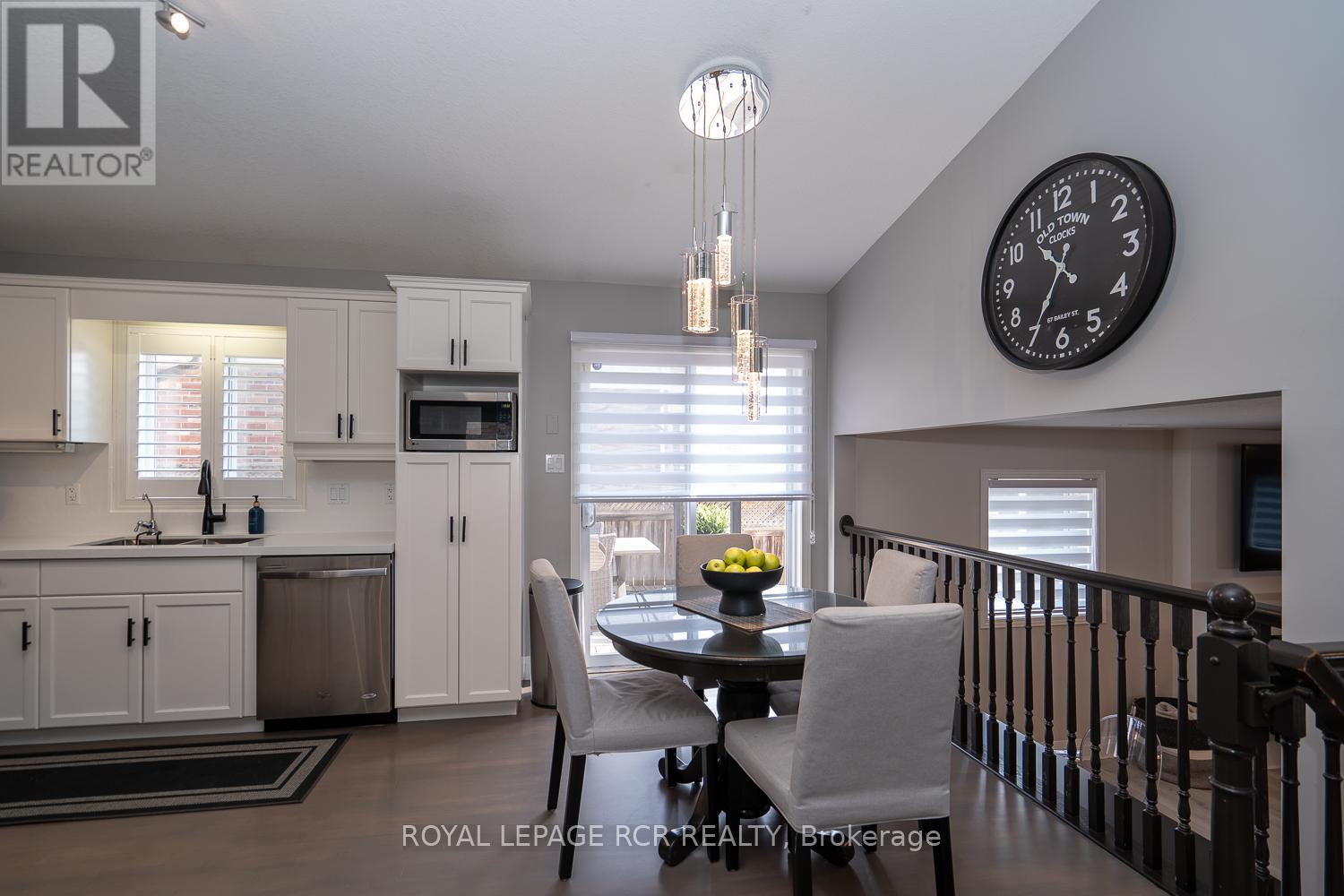 80 Spencer Avenue, Orangeville, Ontario  L9W 5E7 - Photo 12 - W12460541
