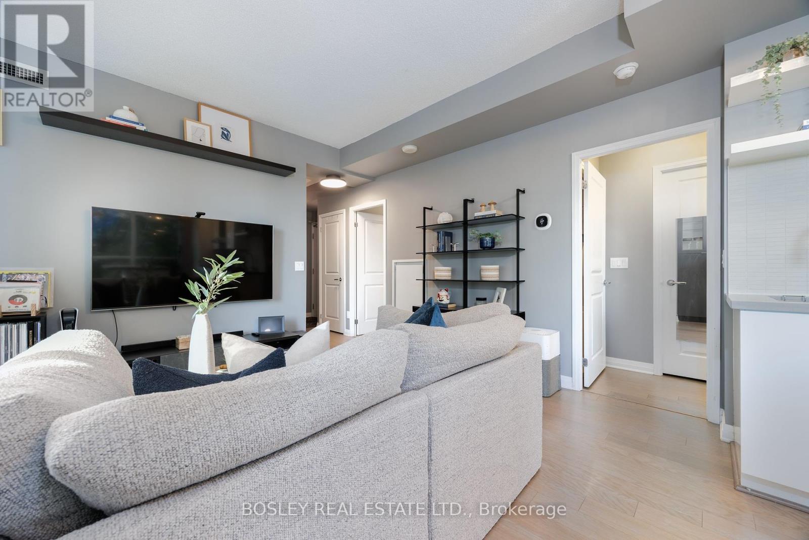 215 - 60 Annie Craig Drive, Toronto, Ontario  M8V 0C8 - Photo 10 - W12460554