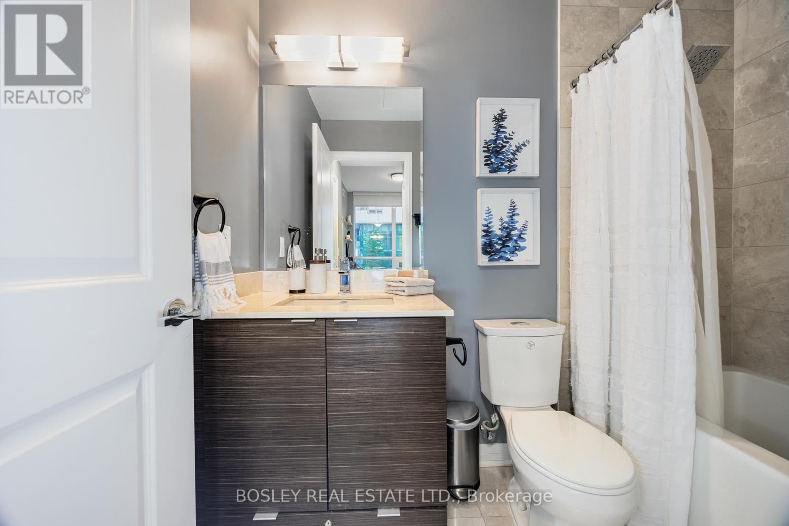 215 - 60 Annie Craig Drive, Toronto, Ontario  M8V 0C8 - Photo 14 - W12460554