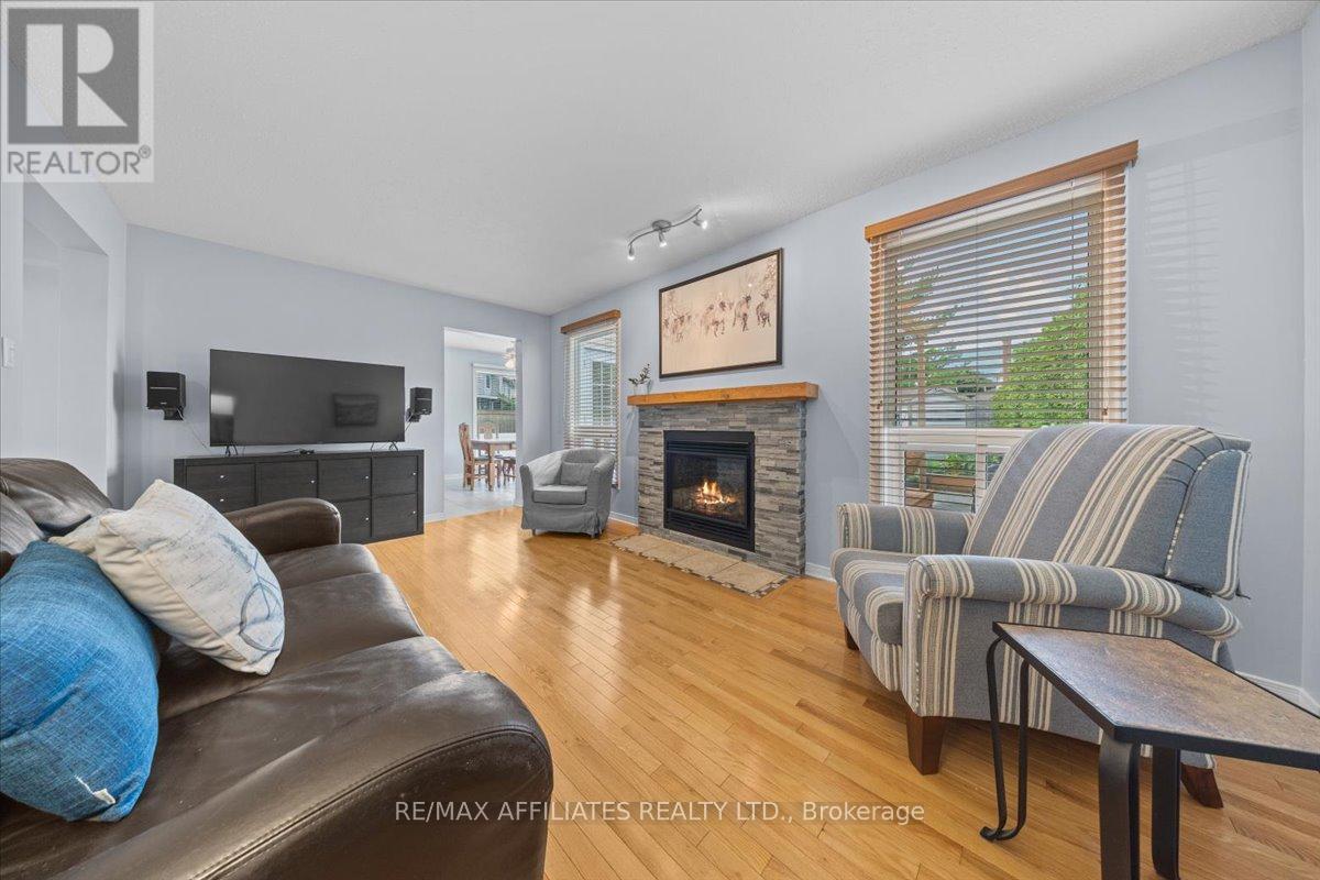 605 Falwyn Crescent, Ottawa, Ontario  K4A 2B4 - Photo 20 - X12460733