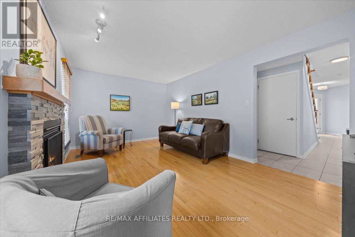 605 Falwyn Crescent, Ottawa, Ontario  K4A 2B4 - Photo 19 - X12460733